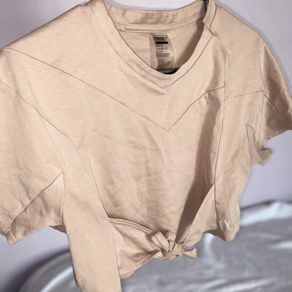 Ori Gymshark crop top - Picture 2 of 2